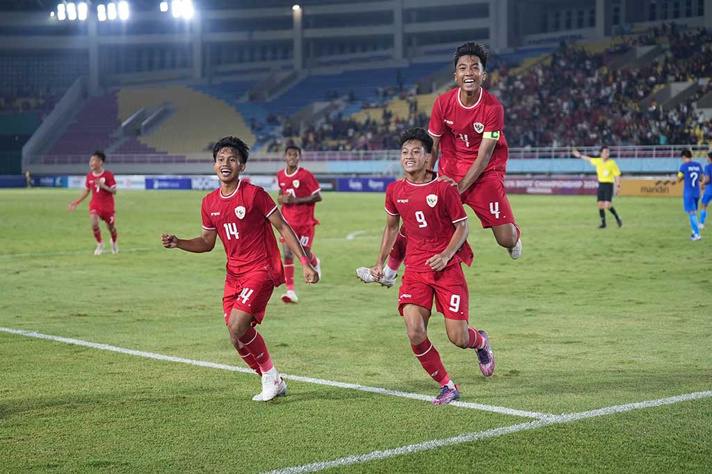 Tim nasional sepak bola Indonesia U-16 melibas Singapura dengan skor 3-0 dalam pertandingan ASEAN Boys Championship (ABC) atau AFF U-16 di Stadion Manahan Solo, Jumat, 21 Juni 2024 malam.