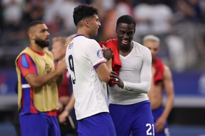 AS bermain lebih dominan dengan melepaskan 20 tembakan, dengan delapan di antaranya mengarah ke gawang. Berbanding dengan Bolivia yang hanya mencatat enam tembakan dengan tiga mengarah ke gawang. AS juga dominan dalam penguasaan bola dengan 61 persen dan Bolivia 39 persen. 