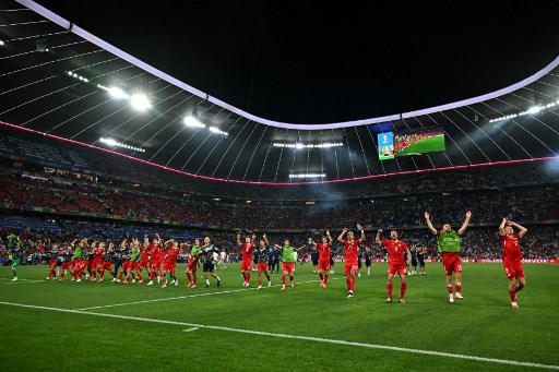 Timnas Denmark memastikan diri melaju ke babak 16 besar Euro 2024 setelah ditahan imbang Timnas Serbia pada pertandingan terakhir Grup C di Stadion Allianz Arena, Muenchen, Rabu, 26 Juni 2024 dini hari WIB.