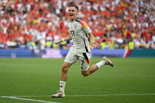 Florian Wirtz menyamakan kedudukan jelang akhir babak kedua.