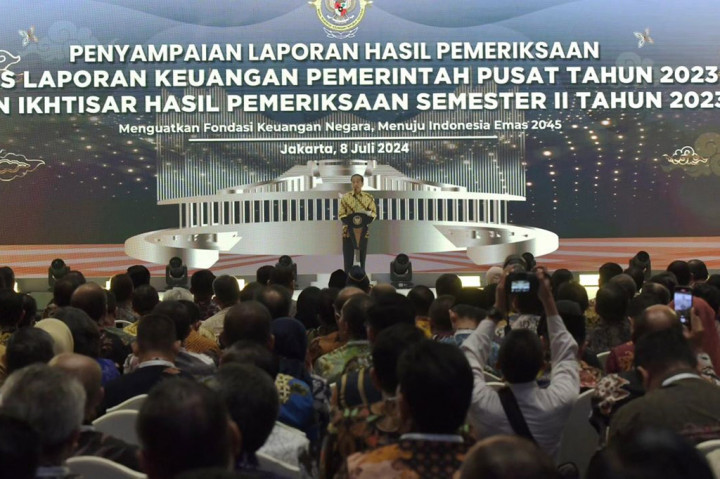 Presiden Joko Widodo (Jokowi) telah berulang kali menyampaikan bahwa predikat wajar tanpa pengecualian (WTP) yang didapat oleh kementerian/lembaga untuk hasil laporan pengelolaan keuangan, bukan sebuah prestasi, melainkan kewajiban.