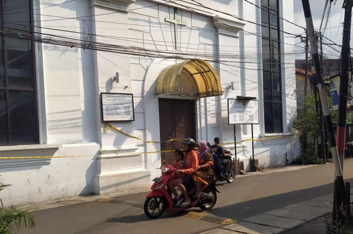 Polisi sebut kerusuhan yang terjadi antara jemaat Gereja Protestan Indonesia Bagian Barat (GPIB) Taman Harapan dan Gereja Anugerah Bahtera Kristus GABK) Taman Harapan di Cawang, Jakarta Timur disebut kedua belah pihak tidak mentaati keputusan bersama.