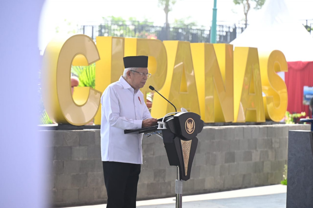 Lebih lanjut, Wapres mengatakan pembangunan bendungan akan memberikan banyak manfaat bagi masyarakat yang tinggal di hilir bendungan, khususnya jalur irigasi yang berpengaruh langsung pada produktivitas pertanian.