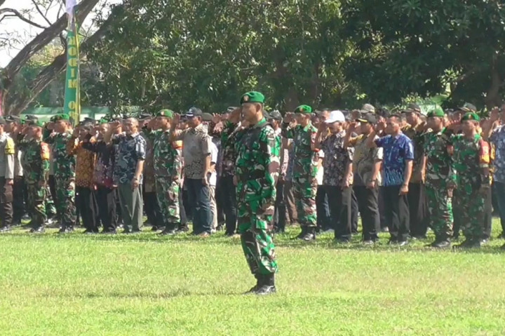 Menjelang pelaksanaan pemilihan kepala daerah (Pilkada) pada November mendatang, Kodim 0816/Sidoarjo siap mendukung pengamanan dan meminimalisir potensi konflik. Salah satunya melalui program Sidoarjo Siap 24 Jam.