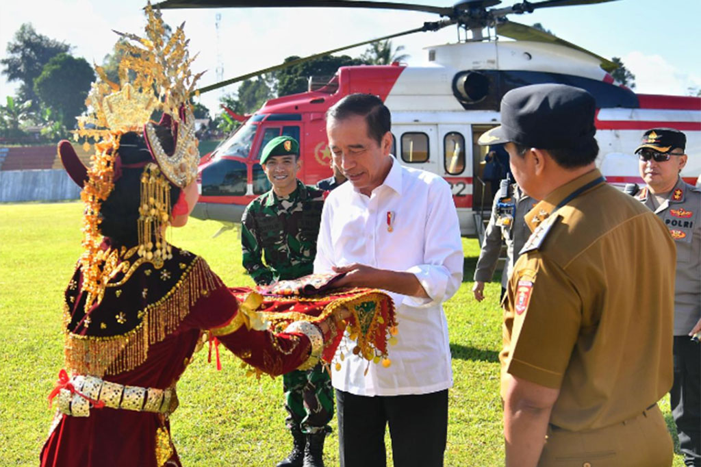 “Bapak Presiden akan mengecek fasilitas dan pelayanan kesehatan, termasuk BPJS Kesehatan di rumah sakit tersebut,” ujar Deputi Bidang Protokol, Pers, dan Media Sekretariat Presiden M. Yusuf Permana dalam keterangan tertulisnya.