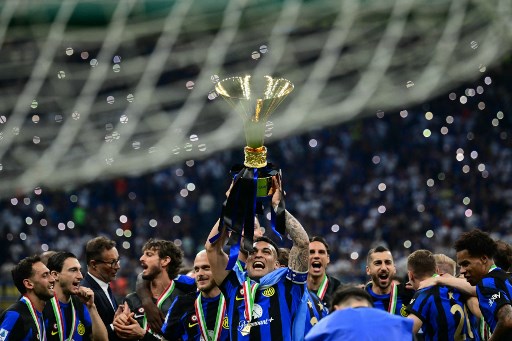 Pada musim lalu, Inter Milan berhasil menjadi juara Liga Italia dengan selisih 19 poin atas rival sekota AC Milan yang finis di posisi kedua.