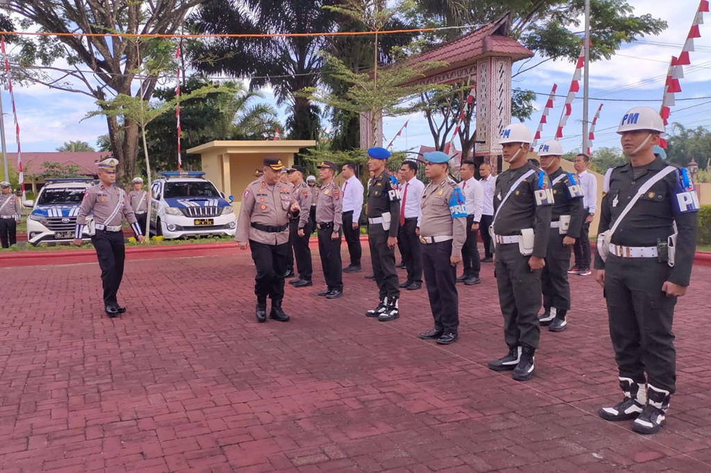 Pada kesempatan tersebut dia juga mengapresiasi kerja sama dengan berbagai unsur pemerintahan dan stakeholder dalam menciptakan ekosistem berlalu lintas yang aman dan nyaman. Dia berharap operasi ini dapat menurunkan angka kecelakaan lalu lintas dan meningkatkan disiplin masyarakat dalam berlalu lintas, khususnya menjelang pelaksanaan PON XXI Tahun 2024 di Aceh-Sumut.