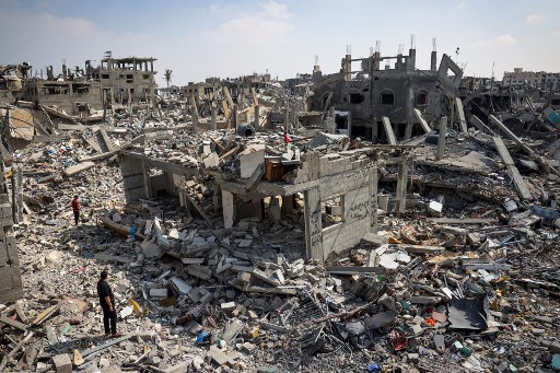 Badan PBB untuk Pengungsi Palestina (UNRWA) pada Senin, 15 Juli 2024, mengatakan pembersihan Jalur Gaza dari puing-puing yang disebabkan oleh serangan mematikan Israel akan memakan waktu sampai sekitar 15 tahun.