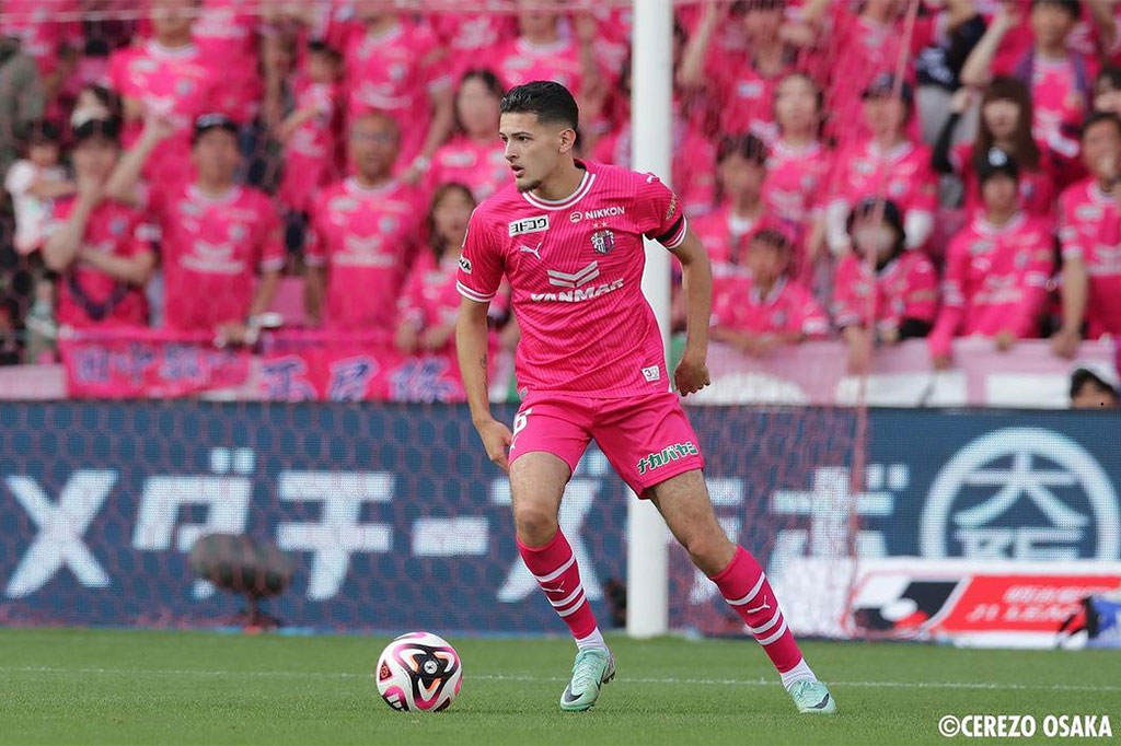 Pemain Timnas Indonesia Justin Hubner resmi kembali ke klubnya Wolverhampton Wanderers (Wolves) setelah masa peminjamannya telah berakhir bersama klub Jepang Cerezo Osaka.