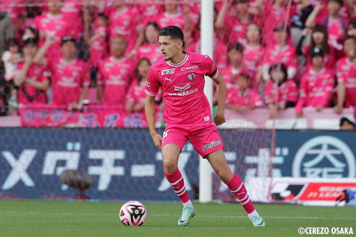 Pemain Timnas Indonesia Justin Hubner resmi kembali ke klubnya Wolverhampton Wanderers (Wolves) setelah masa peminjamannya telah berakhir bersama klub Jepang Cerezo Osaka.