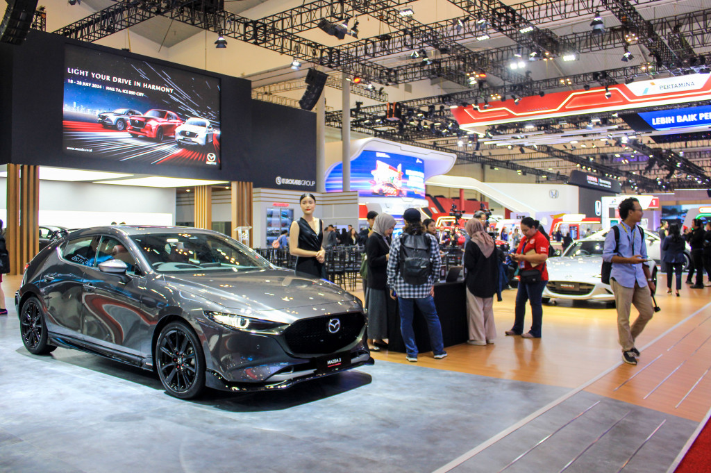 Salah satu pameran otomotif terbesar di Tanah Air, Gaikindo Indonesia International Auto Show (GIIAS) kembali digelar di Indonesia Convention Exhibition (ICE) BSD City, Tangerang, Banten, mulai 18-28 Juli 2024.