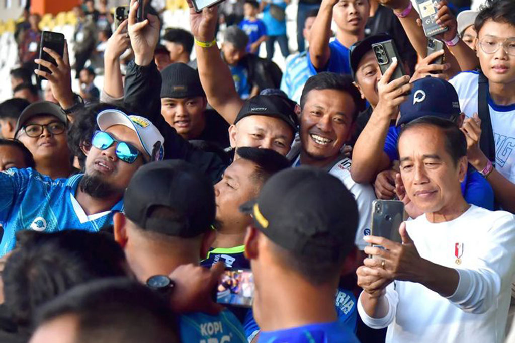 Kepala Negara menilai semua kompetisi yang diikuti oleh para klub sepak bola sudah berjalan baik. Piala Presiden, kata Jokowi, juga menjadi turnamen pemanasan bagi seluruh klub menjelang Liga 1 2024/2025 yang dimulai pada 9 Agustus 2024.