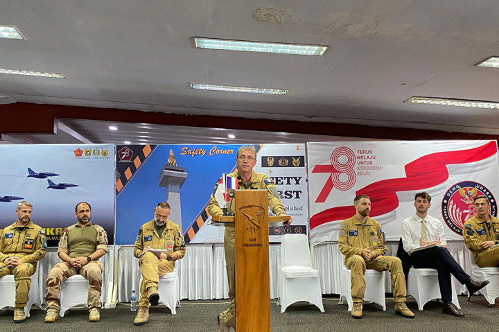 Tujuan kedua, katanya, untuk mengkonsolidasikan kemitraan dan memperkuat kerja sama militer dengan mitra dan sekutu Prancis. 