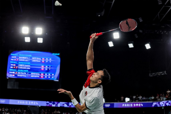 Tunggal putra peringkat 52 dunia itu pun membungkus gim pertama dengan 21-18.