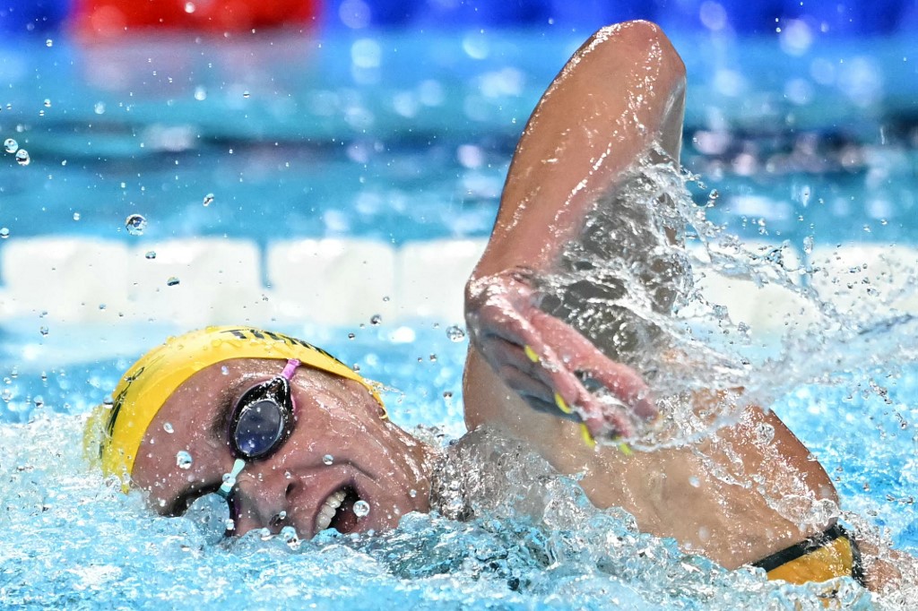 Penampilan dominan Ariarne Titmus sukses mengatasi Summer McIntosh dan Katie Ledecky sehingga berhasil mempertahankan medali mas 400m gaya bebas putri, dalam final nomor ini pada Olimpiade Paris 2024, Minggu, 28 Juli 2024 dini hari WIB.