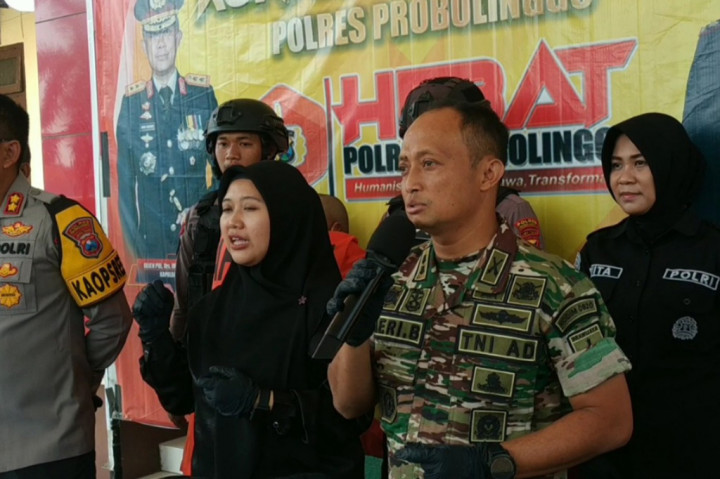 Pria berusia 35 tahun ini berhasil menipu SW, 39, warga Dusun Sanan, Desa Gondang, Kecamatan Gandusari, Kabupaten Blitar.