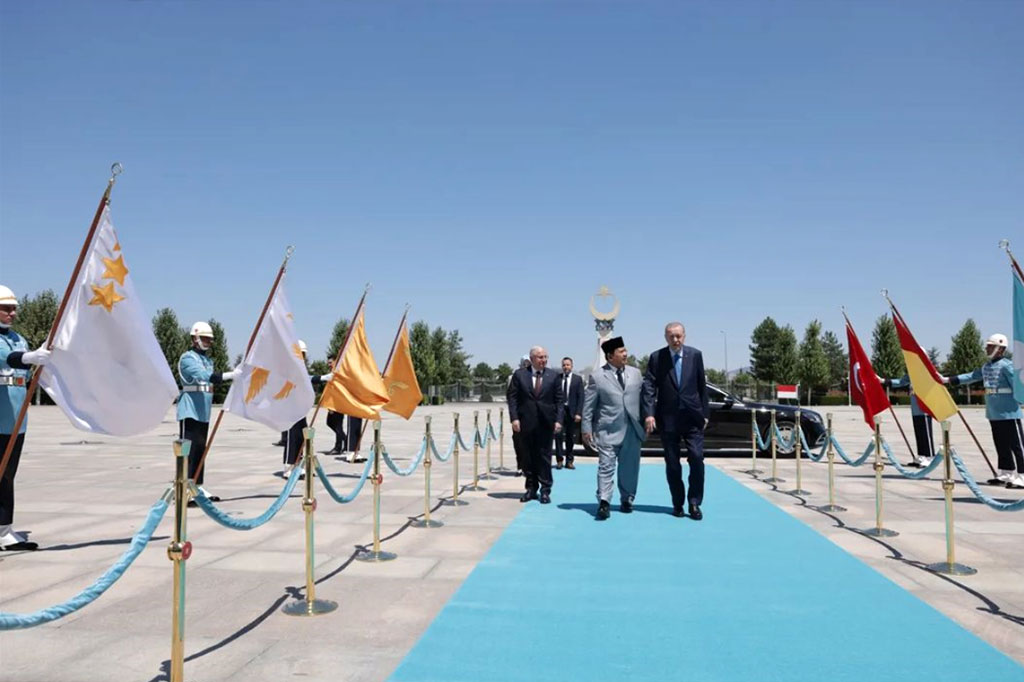 Prabowo berterima kasih atas ucapan itu dan menyampaikan dirinya merasa terhormat mendapat sambutan yang begitu baik dari Pemerintah Turki.