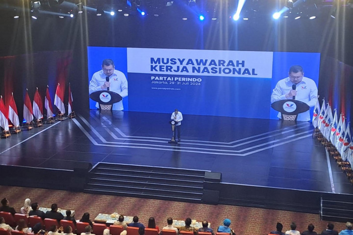 Hary Tanoesoedibjo mundur dari Ketua Umum Partai Perindo. Posisi digantikan anaknya, Angela Tanoesoedibjo.