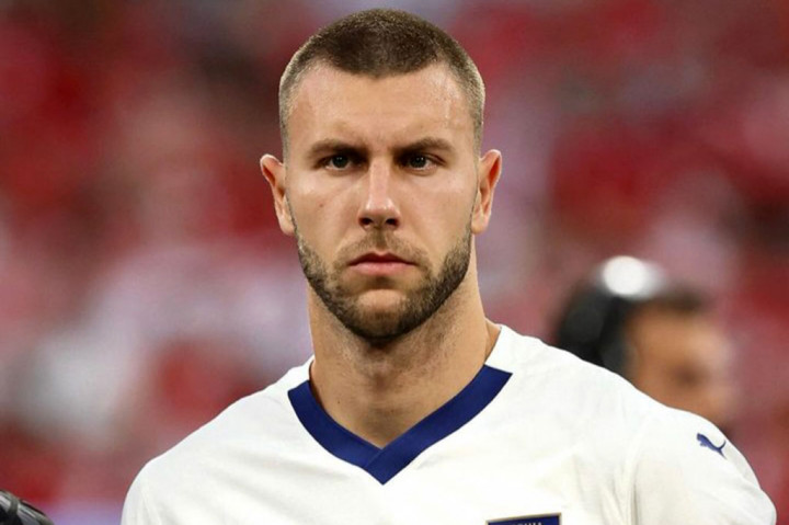 Strahinja Pavlovic dikabarkan direkrut AC Milan dengan nilai transfer mencapai 18 juta euro (Rp316 miliar). Bek berusia 23 tahun tersebut akan mengenakan nomor punggung 31 di klub barunya itu.