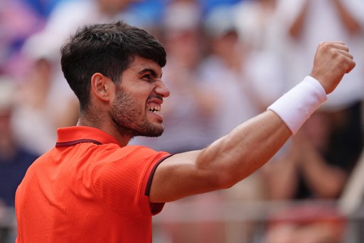 Bintang Spanyol itu akan menghadapi Felix Auger-Aliassime untuk memperebutkan tempat dalam perebutan medali emas.