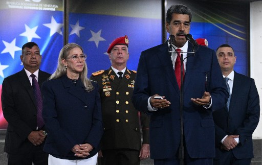 Dengan memenangi pemilihan presiden pada 28 Juli lalu, Maduro mendapatkan masa jabatan ketiganya.