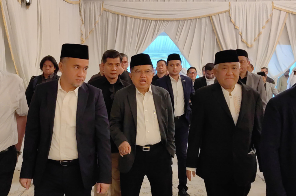 Usai takziyah, juru damai konflik Ambon dan Poso tersebut menyampaikan sambutan dihadapan ratusan undangan takziyah. JK mengungkapkan bahwa umat Islam di Indonesia ikut merasakan duka cita dan menyampaikan bebelasungkawa terhadap almarhum Haniyeh.