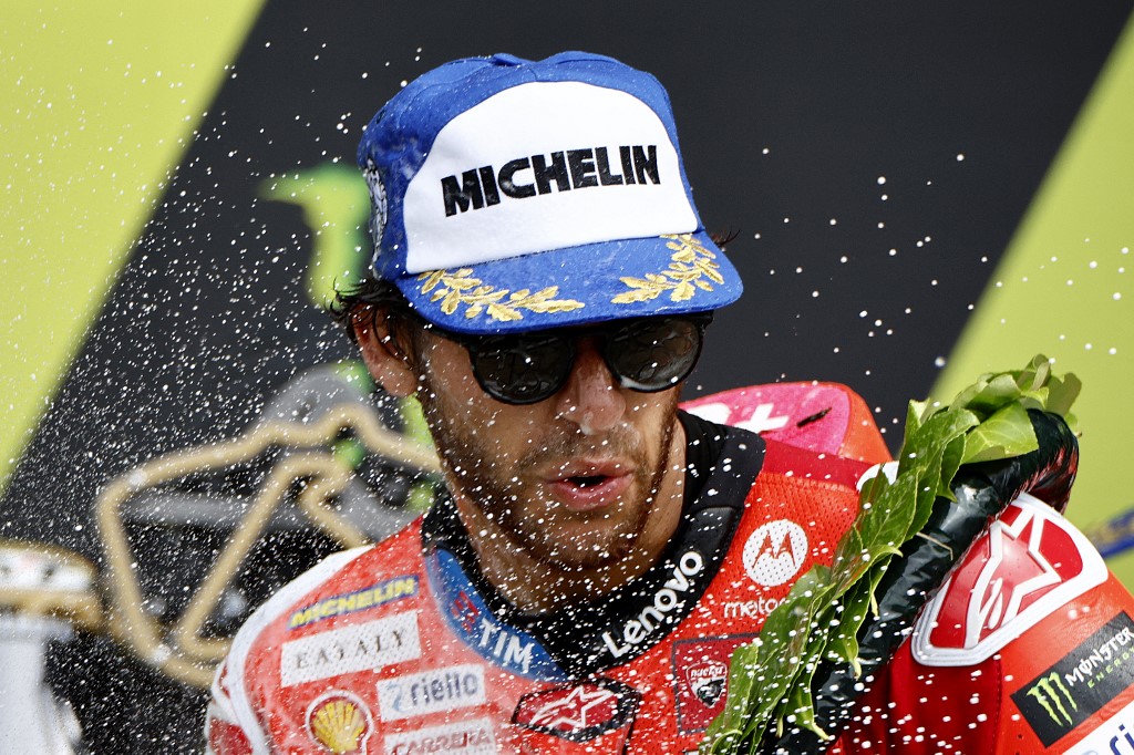 Bastianini unggul 1,931 detik dari Martin yang ada di posisi kedua dan unggul 5,866 detik dari Bagnaia yang menempati posisi ketiga.