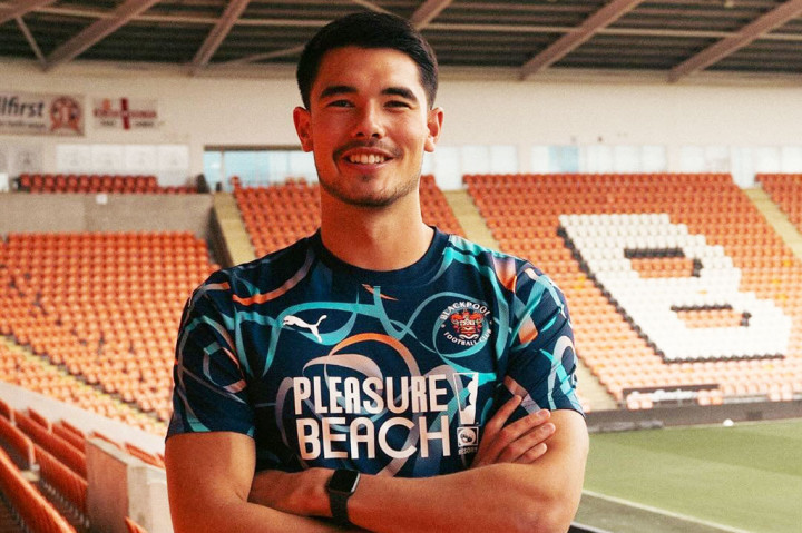Blackpool dari Leage One resmi meminjam bek Indonesia Elkan Baggot selama satu musim dari klub Liga Inggris Ipswich Town.