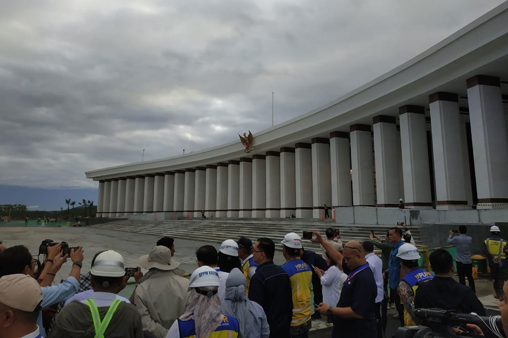Pemerintah akan menggelar upacara HUT Kemerdekaan RI pada 17 Agustus di Ibu Kota Nusantara (IKN), Penajam Paser Utara, Kalimantan Timur dengan tema 'Nusantara Baru, Indonesia Maju'.