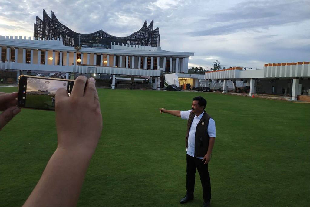 Menko Polhukam Haji Tjahjanto mengatakan media berpenting dalam pembangunan nasional terutama pembangunan IKN di sebagian wilayah Kabupaten Penajam Paser Utara dan Kabupaten Kutai Kartanegara, Provinsi Kalimantan Timur.