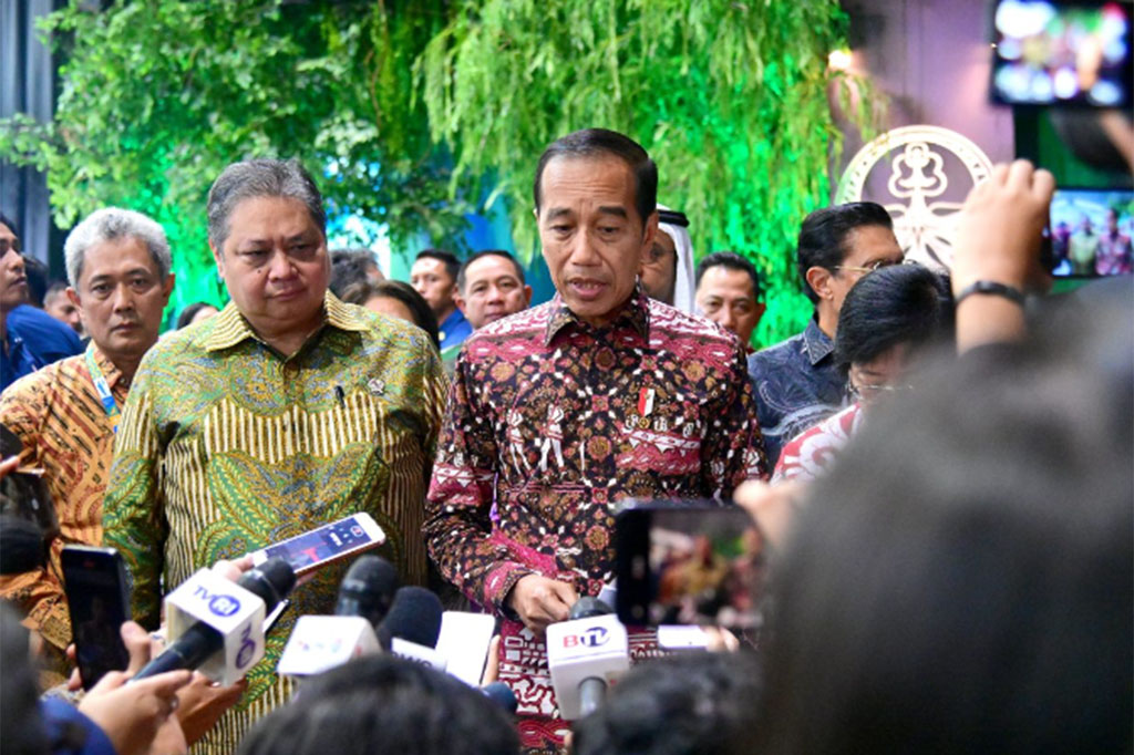 “Ya saya juga kan baru tahu di subuh tadi, jadi ya nanti dibicarakan. Yang jelas pasti ada bonus,” imbuhnya.