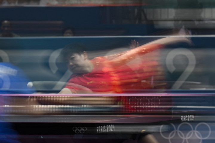 Kemenangan tim putri Tiongkok itu dibuka oleh ganda putri Chen Meng/Wang Manyu yang mengalahkan ganda putri Hina Hinata/Miwa Harimoto. Tiongkok menang 12-10 pada gim kelima.