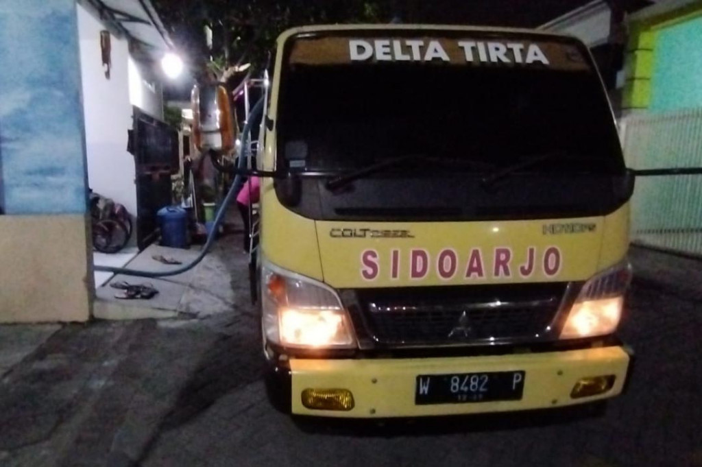 Perusahaan Umum Daerah (Perumda) Delta Tirta (PDAM) Sidoarjo menghadapi tantangan serius dalam menjaga ketersediaan air bersih bagi masyarakat.