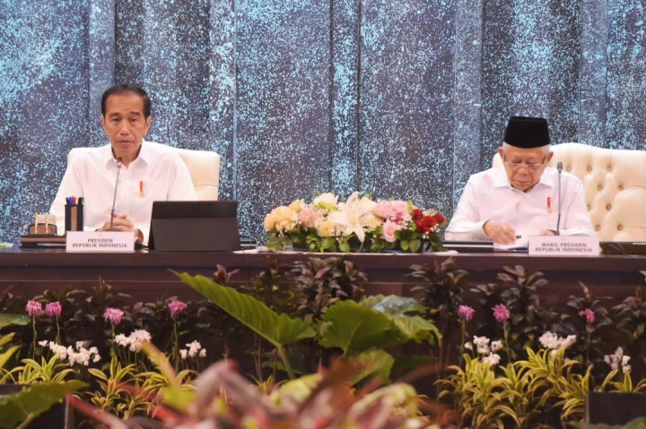 Dalam pengarahan yang diberikan, Presiden Jokowi menegaskan bahwa peran gubernur sebagai perwakilan pemerintah pusat di daerah sangat krusial. “Gubernur adalah ujung tombak penyambung antara daerah dan pusat. Sebagai wakil pemerintah pusat di daerah, gubernur harus betul-betul paham skala prioritas dan arah kebijakan pemerintah pusat,” ujar Presiden.