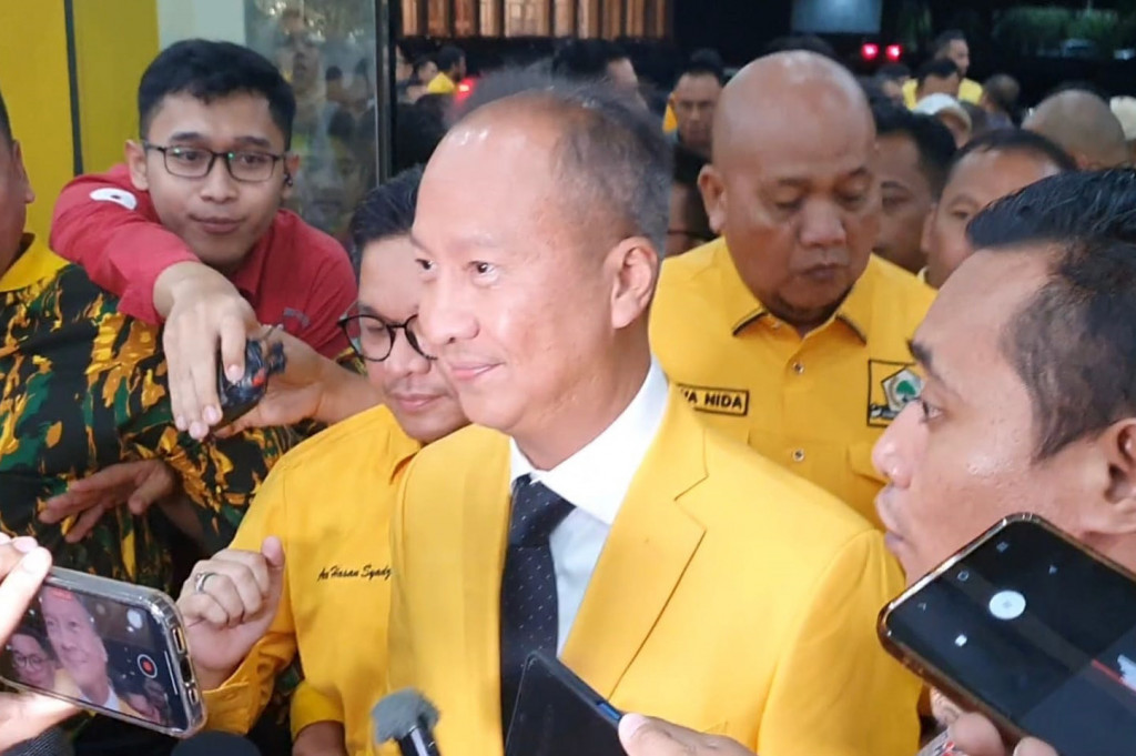 Rapat pleno berlangsung tertutup. Rapat juga dilakukan secara musyawarah mufakat.