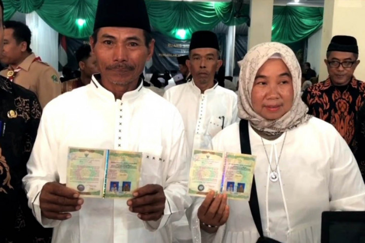 Kepala Pengadilan Agama Majalengka Firdaus mengatakan istbat nikah massal ini digelar secara gratis yang diikuti sekitar 79 pasangan pernikahan sesuai dengan HUT Kemerdekaan RI yang ke-79 Tahun.