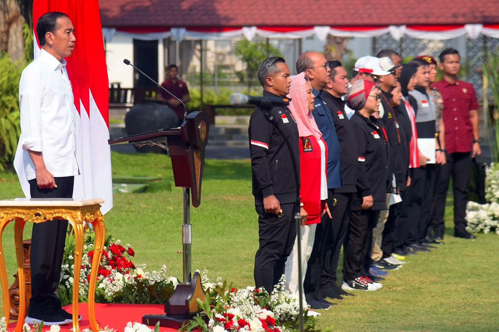 Presiden Joko Widodo mengucapkan terima kasih dan penghargaan setinggi-tingginya kepada para atlet Indonesia yang berkompetisi mengharumkan nama bangsa di Olimpiade Paris 2024.