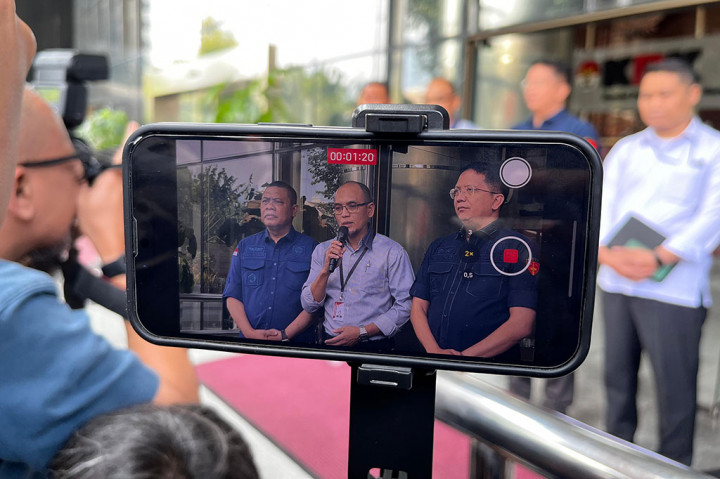 Kuntadi menjelaskan pelimpahan data laporan itu dilakukan agar tidak adanya tumpang tindih dalam penanganan perkara kasus korupsi LPEI di KPK. Sehingga, pemanggilan saksi tidak bentrok untuk kebutuhan dua instansi.