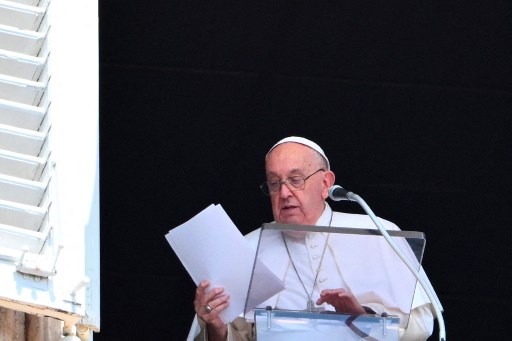 Paus Fransiskus menyuarakan keprihatinan mendalam atas serangan Israel yang terus berlangsung di Jalur Gaza dan telah menewaskan sedikitnya 40.000 warga Palestina.