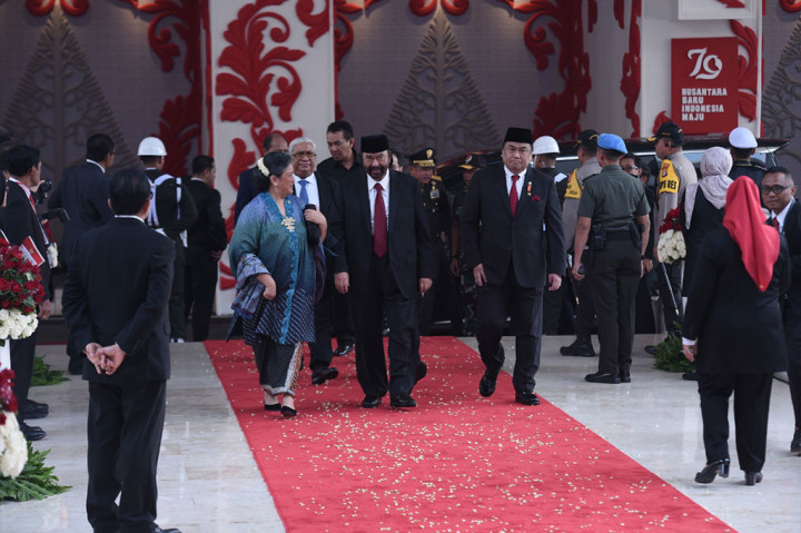 Ketua Umum Partai NasDem, Surya Paloh tiba di lokasi Sidang Tahunan MPR/DPR di Gedung MPR/DPR, Jakarta pada Jumat, 16 Agustus 2024.