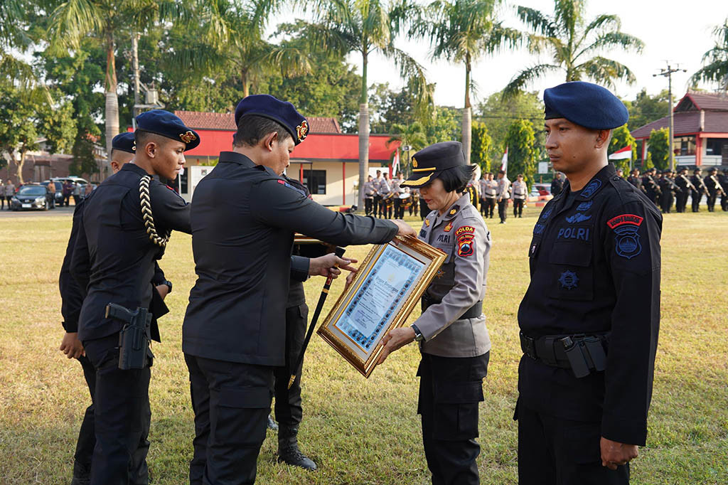 Sebagai pasukan 'Power On Hand' dalam menjaga keamanan berintensitas tinggi, Satbrimob Polda Jateng akan menjadi tumpuan Kapolda Jateng Irjen Pol Ribut Hari Wibowo untuk mewujudkan Pilkada serentak yang aman dan lancar di Jawa Tengah.