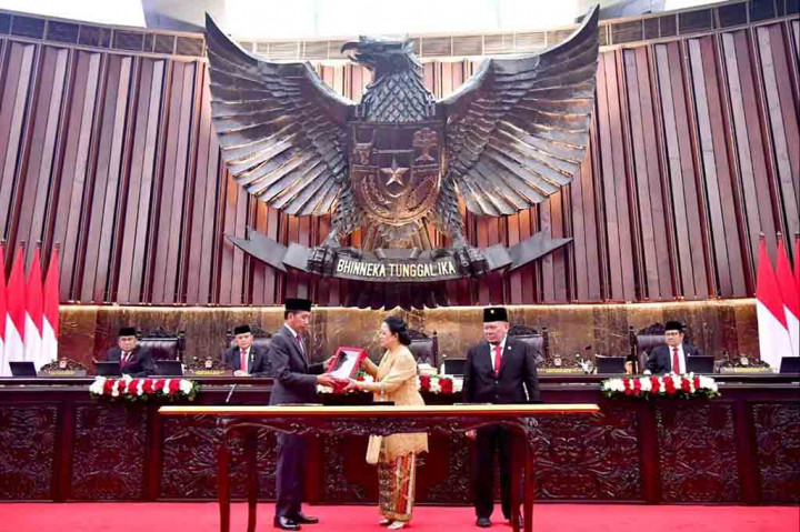 Ia juga menyebutkan bahwa dalam periode 2015-2024, Indonesia berhasil menambah tenaga kerja baru sebanyak 21,3 juta orang, dengan rasio utang yang tetap rendah di antara negara-negara G20 dan ASEAN. “Di sisi lain, nilai ekspor Indonesia naik lebih dari 70 persen, mencapai 259 miliar dolar AS di tahun 2023. Neraca transaksi berjalan secara bertahap terus menguat,” tambahnya.