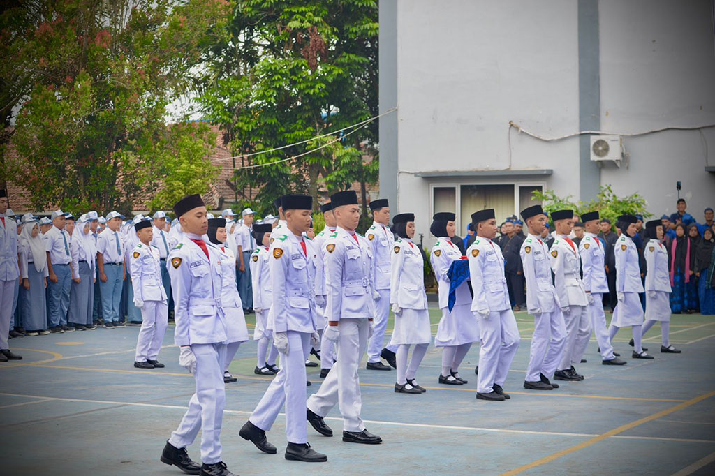 Nadiem menambahkan, berbagai capaian Gerakan Merdeka Belajar merupakan hasil perjuangan semua pihak yang telah berani melakukan perubahan. Nadiem menyebut, perubahan tersebut didukung dengan transformasi digital terbesar dalam sejarah Indonesia dan telah melahirkan banyak terobosan dan menciptakan lingkungan belajar yang berpusat pada murid.