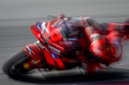 Bagnaia dan Marc Marquez masing-masing terpaut 0,141 detik dan 0,544 detik dari sang pemimpin balapan sekaligus pemuncak klasemen musim ini.