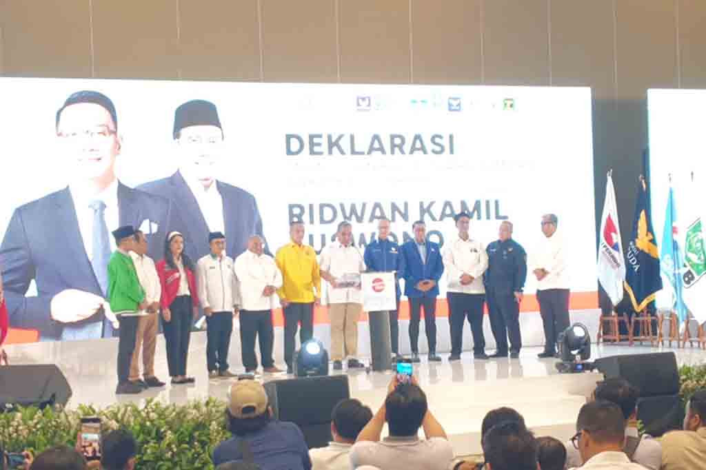 Sebanyak 12 partai politik (parpol) telah menandatangani piagam pernyataan mendukung dan siap memenangkan pasangan bakal cagub dan cawagub, Ridwan Kamil dan Suswono, di Pemilihan Gubernur (Pilgub) Jakarta 2024. Mereka meliputi Gerindra, Golkar, PKS, NasDem, PKB, PSI, Demokrat, PAN, Garuda, Gelora, Perindo, dan PPP.