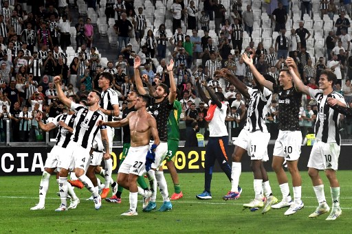 Juventus mengawali Serie A musim ini dengan kemenangan meyakinkan 3-0 atas Como pada pertandingan yang berlangsung di Allianz Stadium, Selasa, 20 Agustus 2024 dini hari WIB.