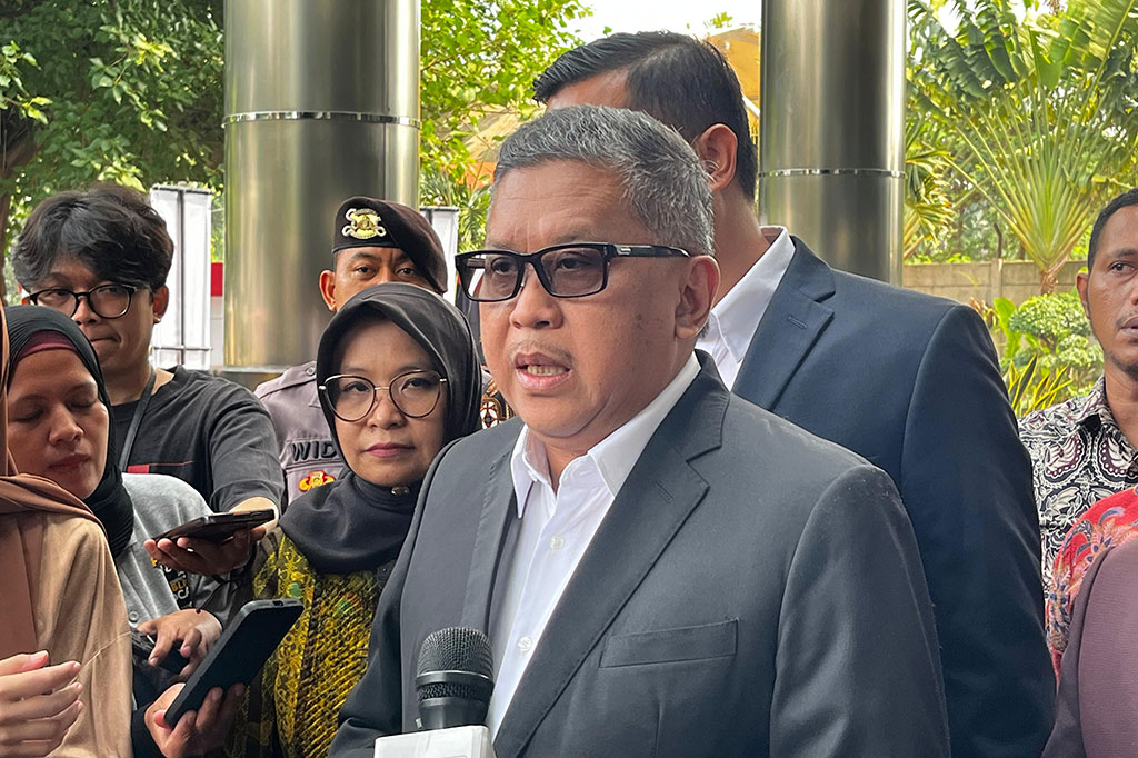 “Sebagai warga negara yang punya tanggung jawab terhadap hukum Saya datang dan sikap saya tidak setengah-setengah,” kata Hasto di Gedung Merah Putih KPK, Jakarta Selatan, Selasa, 20 Agustus 2024.