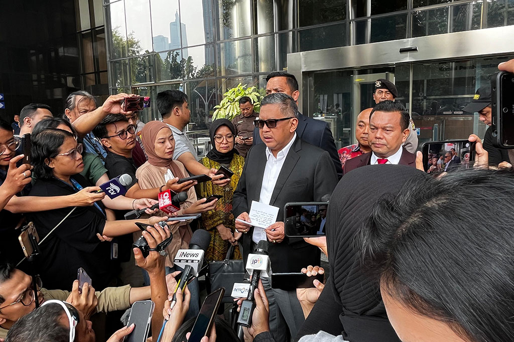 Menurut Hasto, penyidik memintanya menjelaskan komunikasinya dengan Harno. Namun, dia tidak bisa mengingat secara rinci karena dirinya telah bertemu banyak orang karena menyandang posisi sekjen PDIP.
