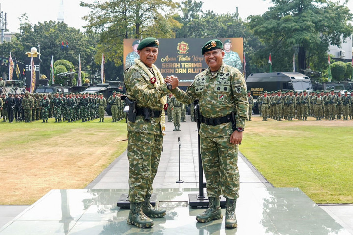 Mayjen Mohamad Hasan resmi ditunjuk sebagai Panglima Kostrad (Pangkostrad) berdasarkan surat Keputusan Panglima TNI Nomor Kep/851/VII/2024 tentang pemberhentian dari dan pengangkatan dalam jabatan di lingkungan TNI tertanggal 24 Juli 2024.