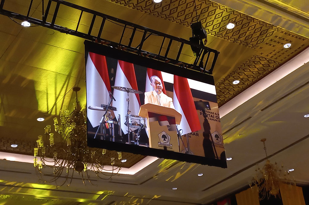 Sebelum persetujuan tersebut, Bahlil pun sempat menyampaikan visi dan misinya di hadapan peserta musyawarah. Dia pun menyampaikan beberapa poin, di antaranya soal dukungan Partai Golkar terhadap pemerintahan Presiden Terpilih Prabowo Subianto dan Wakil Presiden Terpilih Gibran Rakabuming Raka.